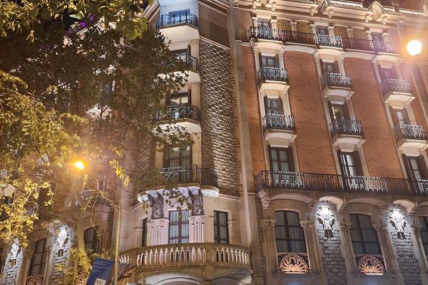 Monument Hotel