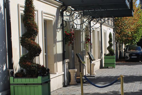 Hôtel Auberge du Jeu de Paume Chantilly