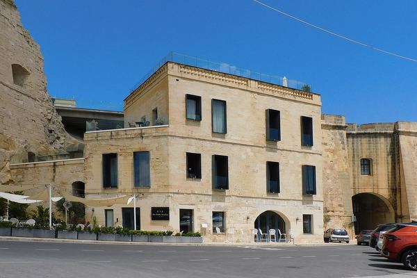 Cugo Gran Macina Grand Harbour