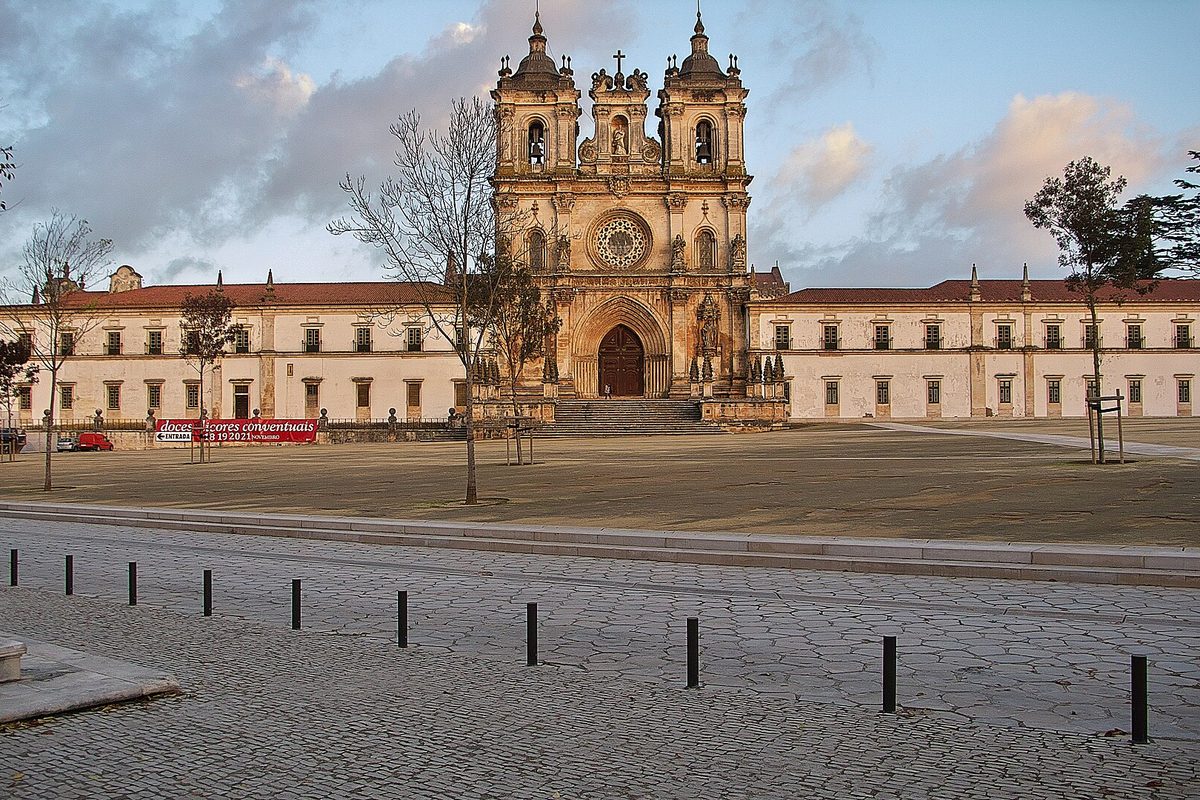Montebelo Mosteiro de Alcobaça – Historic Hotel